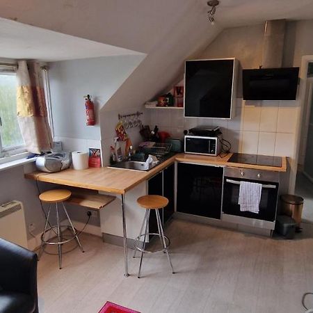 Cosy 2 Bedroom Flat - Sleeps 6 People - Close To Lewisham Dlr/Train Station London Eksteriør billede